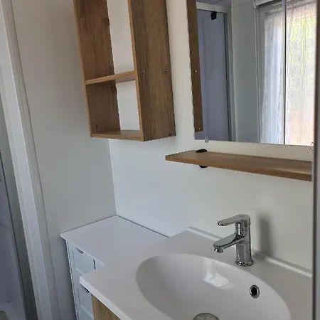 Mobil Home Chez Beatrice Apartamento *